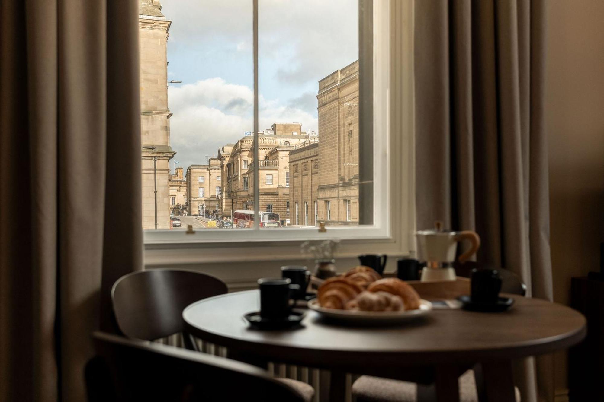Moment George IV Bridge Hotell Edinburg Exteriör bild