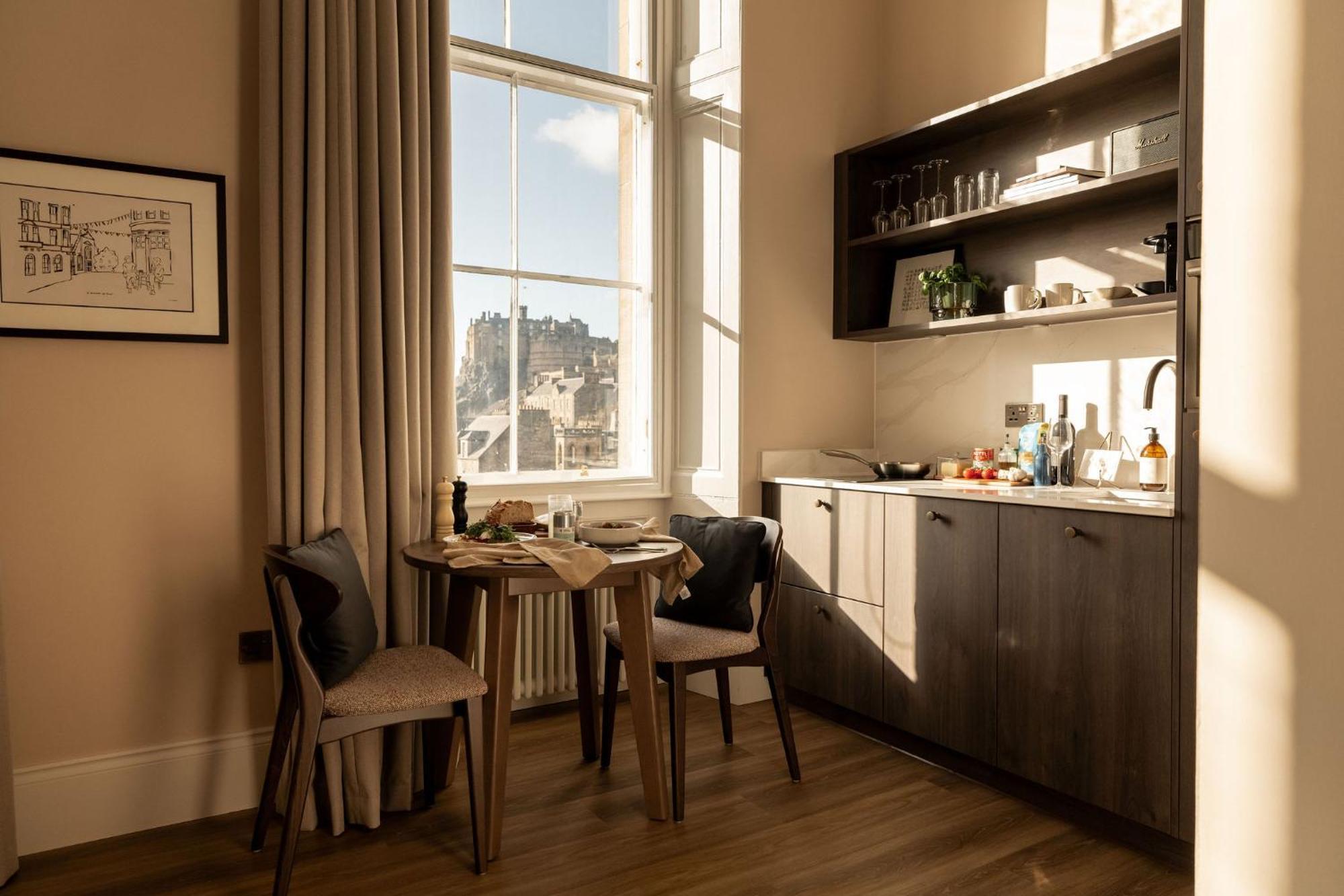 Moment George IV Bridge Hotell Edinburg Exteriör bild
