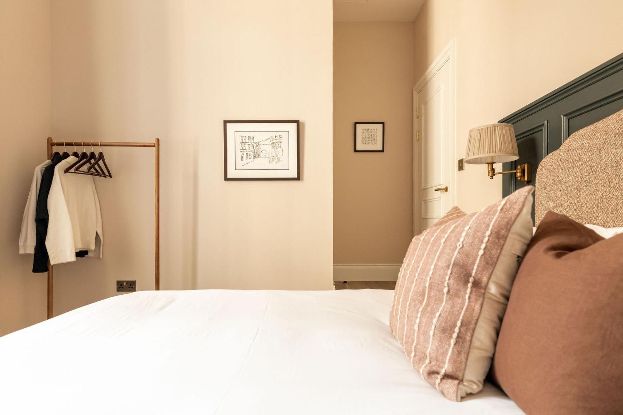 Moment George IV Bridge Hotell Edinburg Exteriör bild